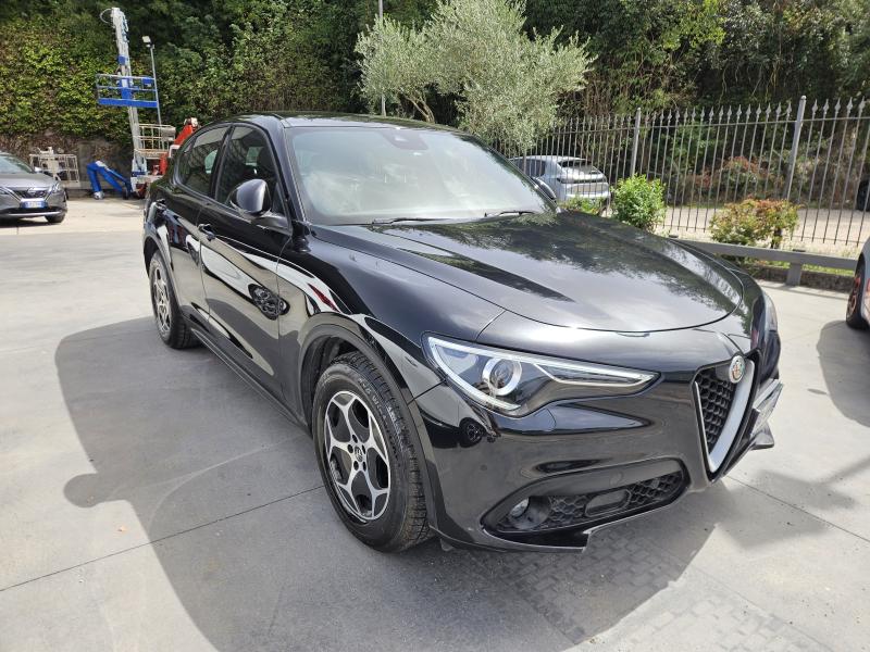 Alfa Romeo Stelvio 2.2 t Super Business Q4 190cv auto 4