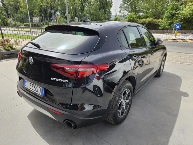 Alfa Romeo Stelvio 2.2 t Super Business Q4 190cv auto 16