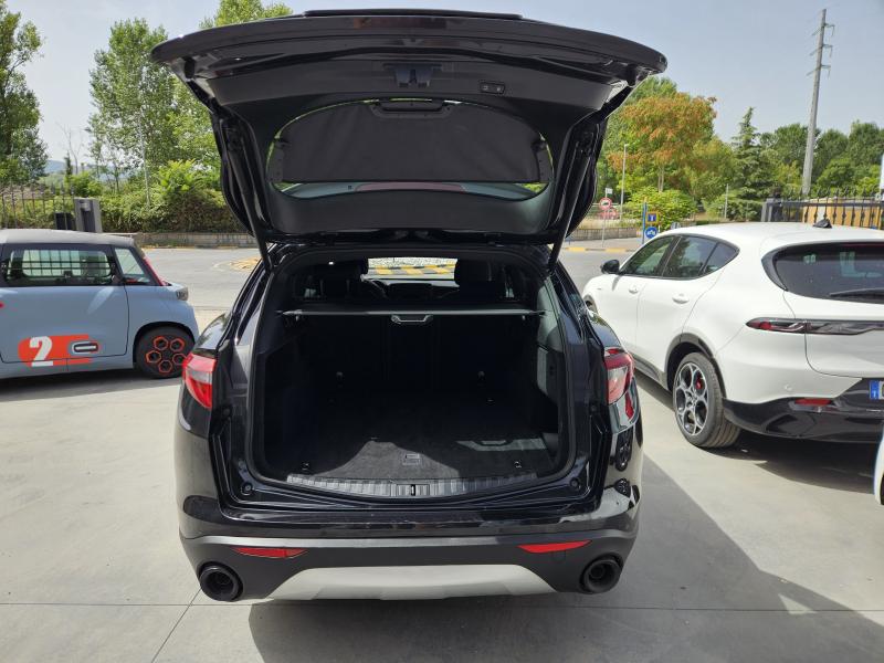 Alfa Romeo Stelvio 2.2 t Super Business Q4 190cv auto 6
