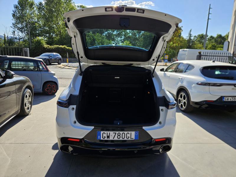 Alfa Romeo Tonale 1.5 hybrid Veloce 160cv tct7 8