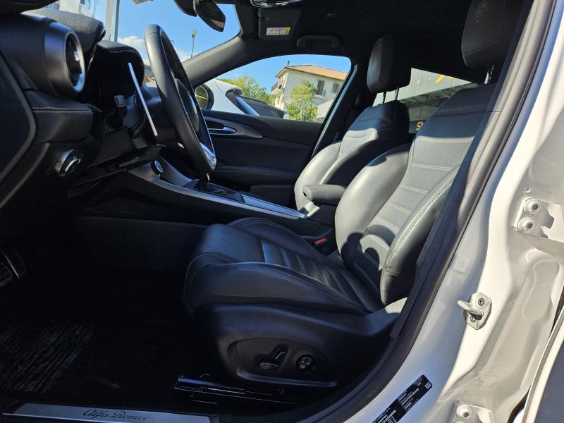 Alfa Romeo Tonale 1.5 hybrid Veloce 160cv tct7 9