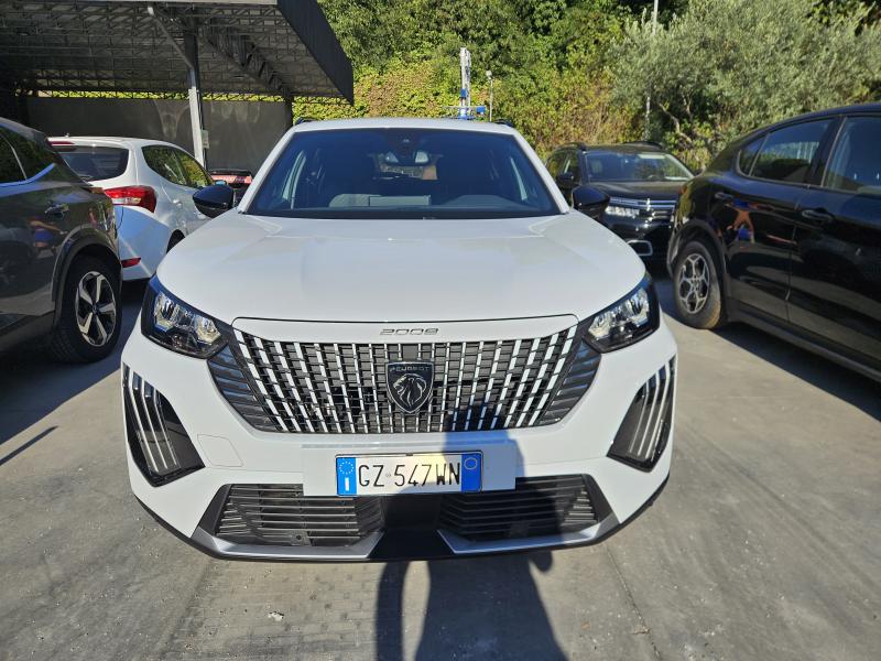 Peugeot 2008 II 1.2 puretech Allure 17