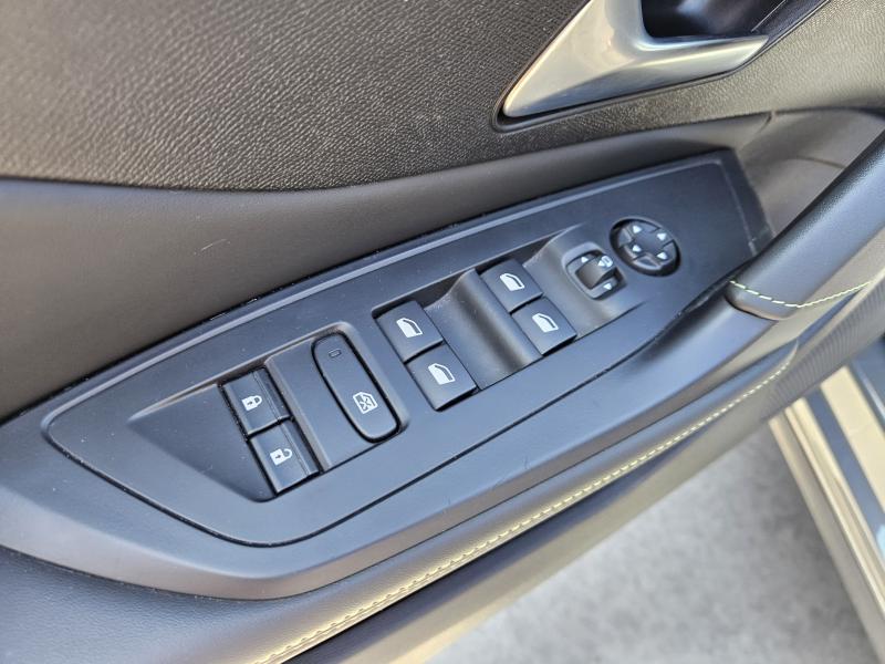 Peugeot 408 1.2 hybrid GT 136cv e-dsc6 20