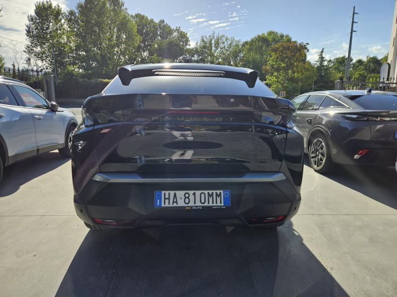 Peugeot 3008 III 1.2 hybrid GT 145cv e-dcs6III 1.2 hybrid GT 145cv e-dcs6 7