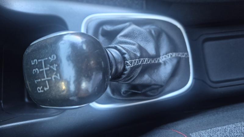 Citroen C3 BlueHDi 100 S&S Shine 13