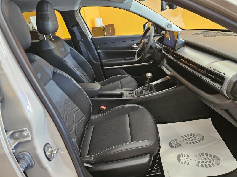 Jeep Avenger 1.2 turbo Summit fwd 100cv 17