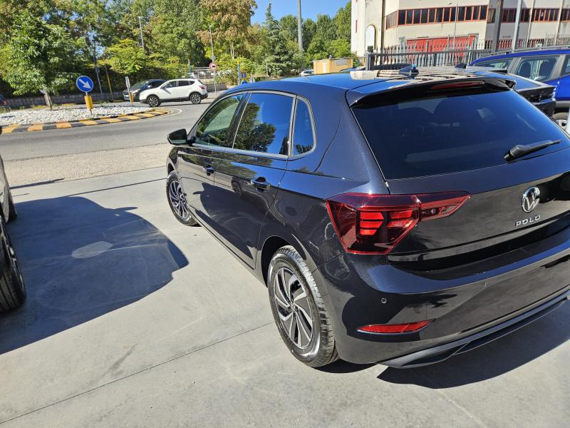 Volkswagen Polo VI 1.0 Edition Plus 80cv 4