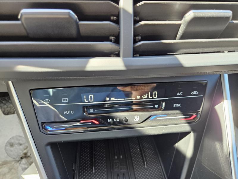 Volkswagen Polo VI 1.0 Edition Plus 80cv 13