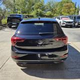 Volkswagen Polo VI 1.0 Young 80cv