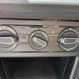 Volkswagen Polo VI 1.0 Young 80cv