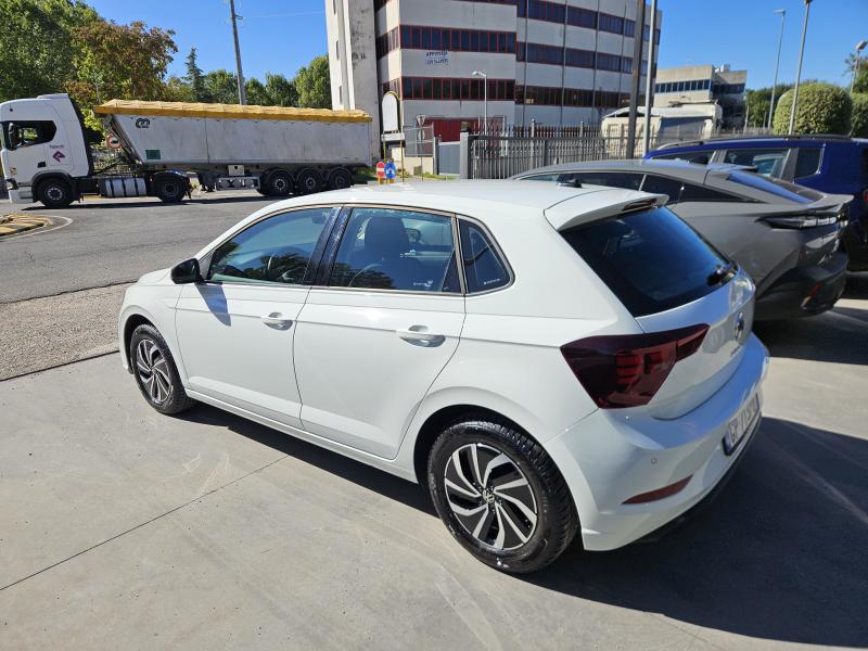 Volkswagen Polo VI 1.0 tsi Life 95cv 18
