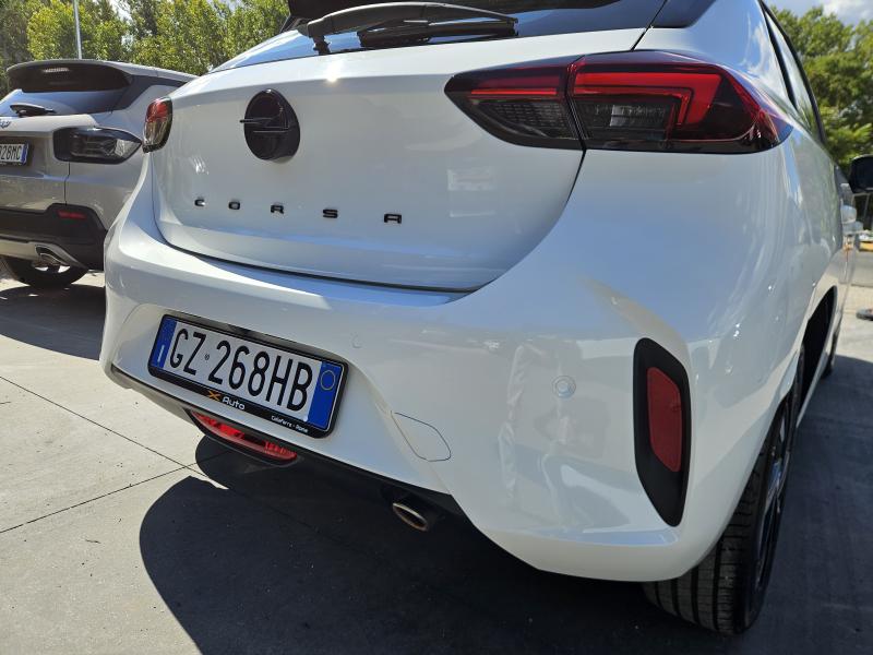Opel Corsa VI 1.2 GS 100CV 18