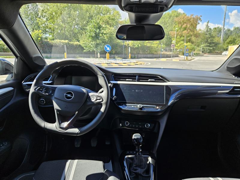 Opel Corsa VI 1.2 GS 100CV 3