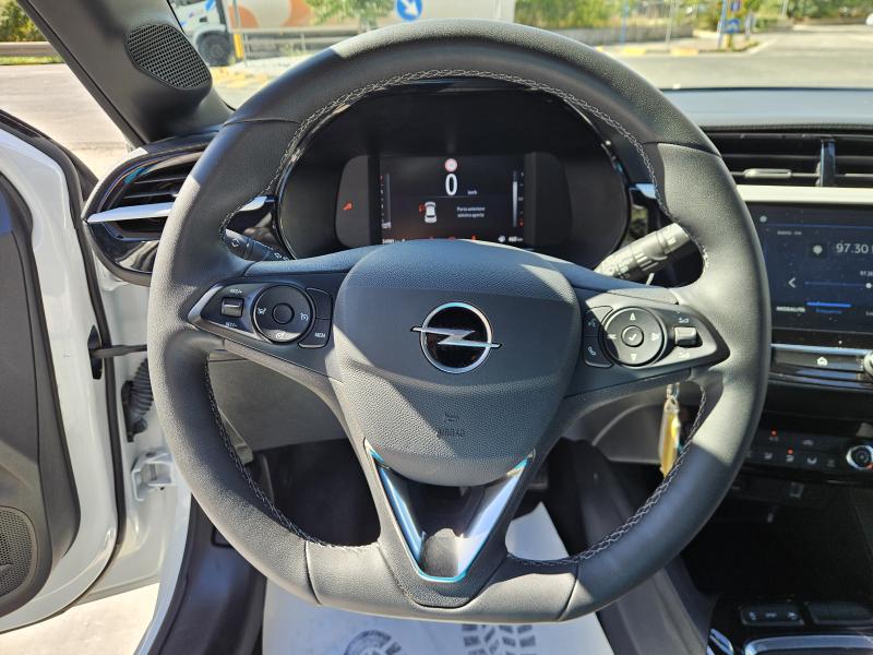 Opel Corsa VI 1.2 GS 100CV 9