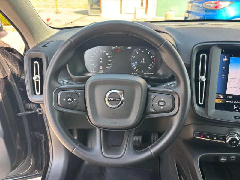 Volvo XC40 1.5 T2 Sport " Full Led - Navi - Retrocamera " 11