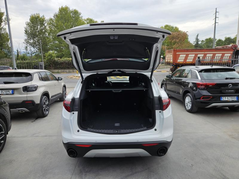 Alfa Romeo Stelvio 2.2 t Super Business Q4 190cv auto 7