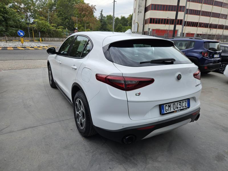 Alfa Romeo Stelvio 2.2 t Super Business Q4 190cv auto 4