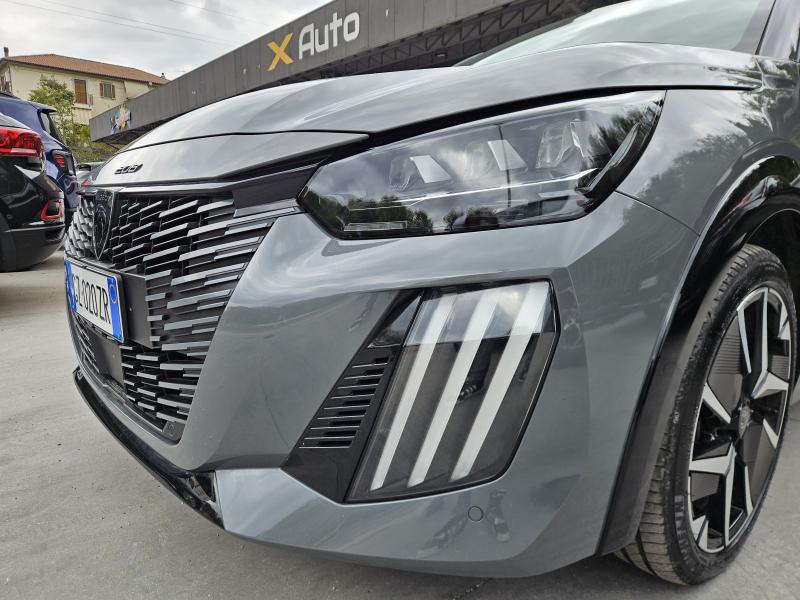 Peugeot 208 II 1.2 hybrid GT 145cv e-dcs 6 20