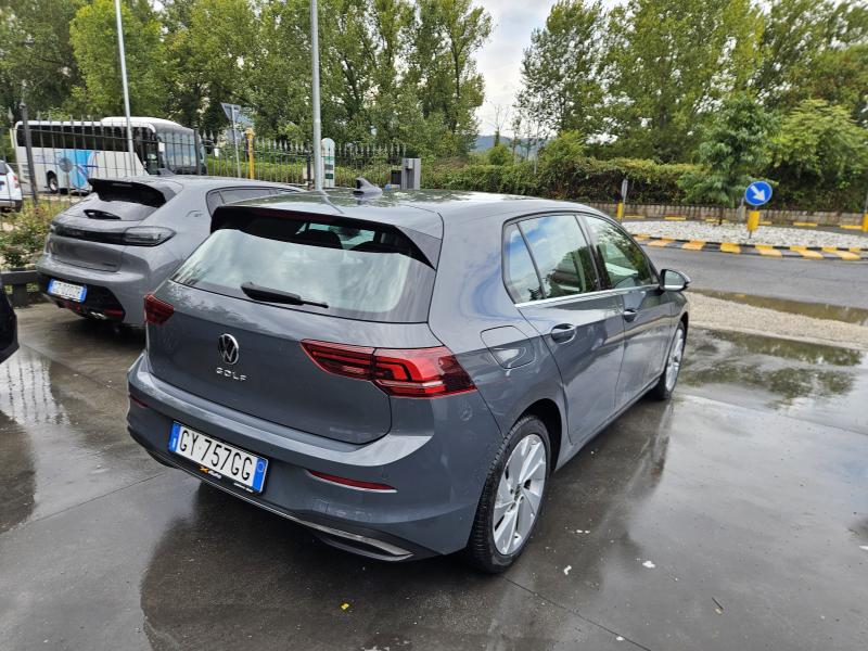 Volkswagen Golf VIII 2.0 tdi Style 150cv dsg 5