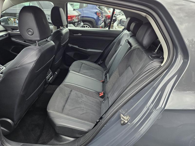 Volkswagen Golf VIII 2.0 tdi Style 150cv dsg 13