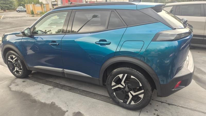 Peugeot 2008 II 1.2 puretech Allure 3