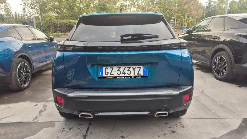 Peugeot 2008 II 1.2 puretech Allure 6
