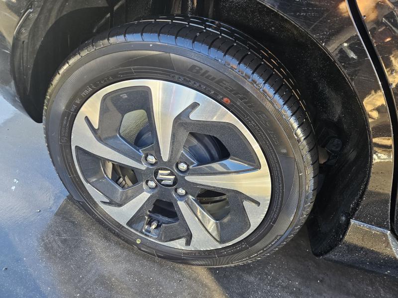 Suzuki Swift VII 1.2h Top 2wd cvt 16