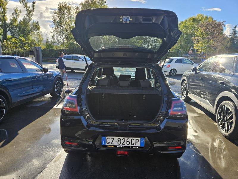 Suzuki Swift VII 1.2h Top 2wd cvt 8