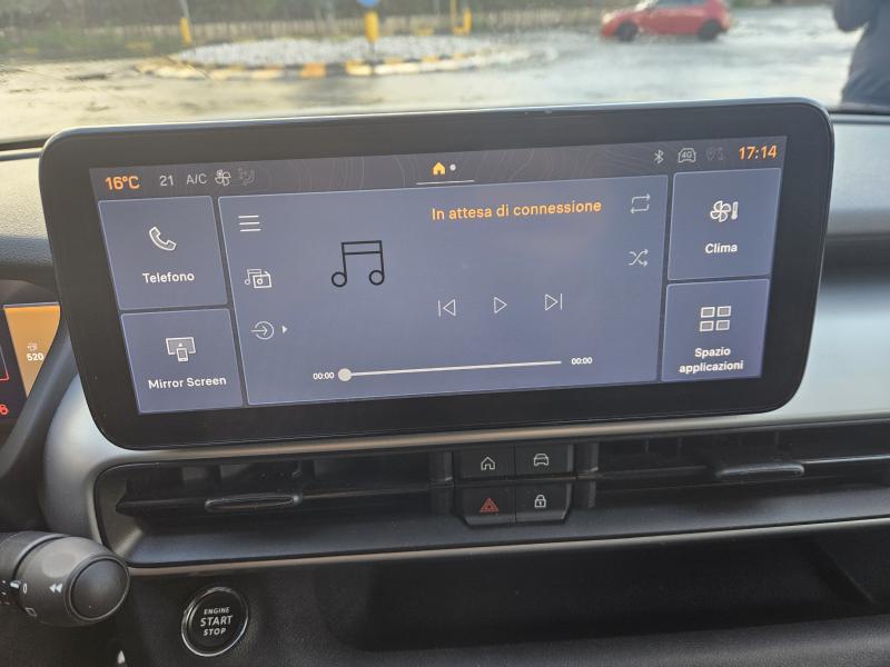 Jeep Avenger 1.2 turbo e-hybrid mhev Summit fwd 110cv edct6 11