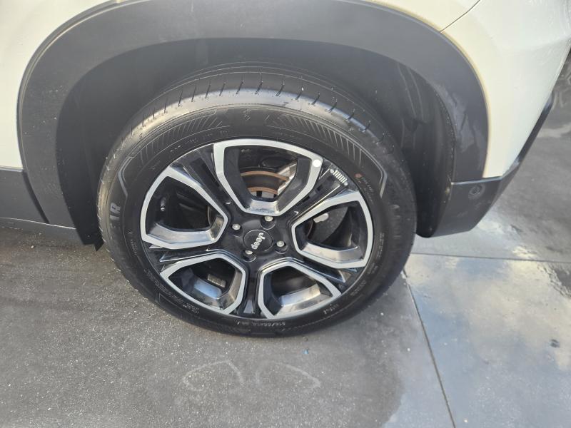 Jeep Avenger 1.2 turbo e-hybrid mhev Summit fwd 110cv edct6 15