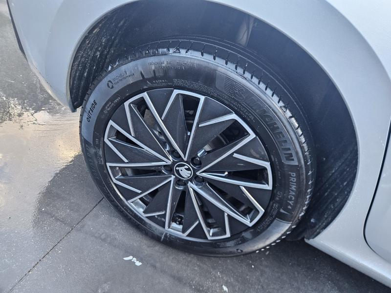 Skoda Kamiq 1.0 tsi Black Dots 115cv dsg 13