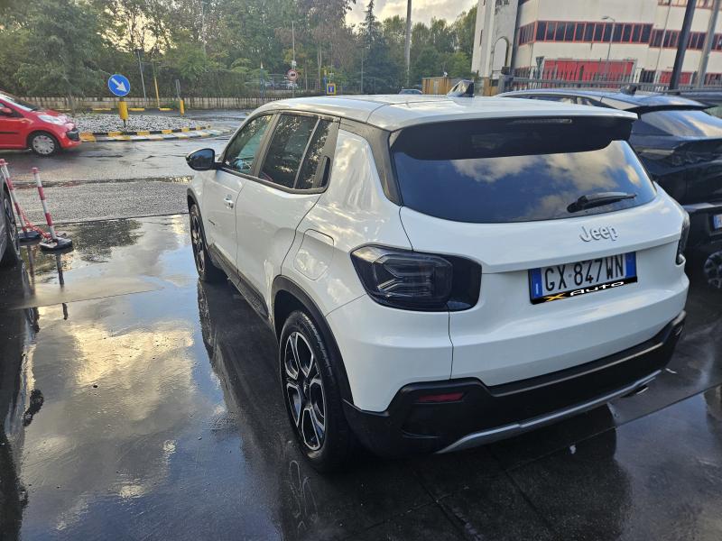 Jeep Avenger 1.2 turbo e-hybrid mhev Summit fwd 110cv edct6 4