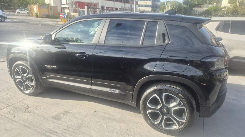 Jeep Avenger 1.2 turbo e-hybrid mhev Summit fwd 110cv edct6 3