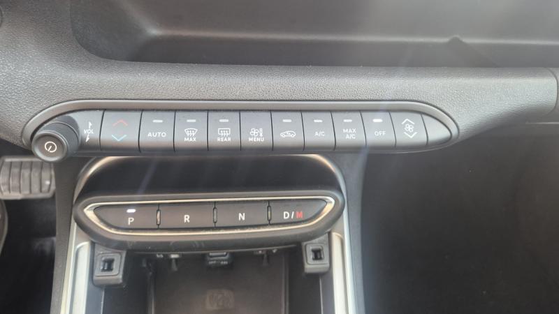 Jeep Avenger 1.2 turbo e-hybrid mhev Summit fwd 110cv edct6 11