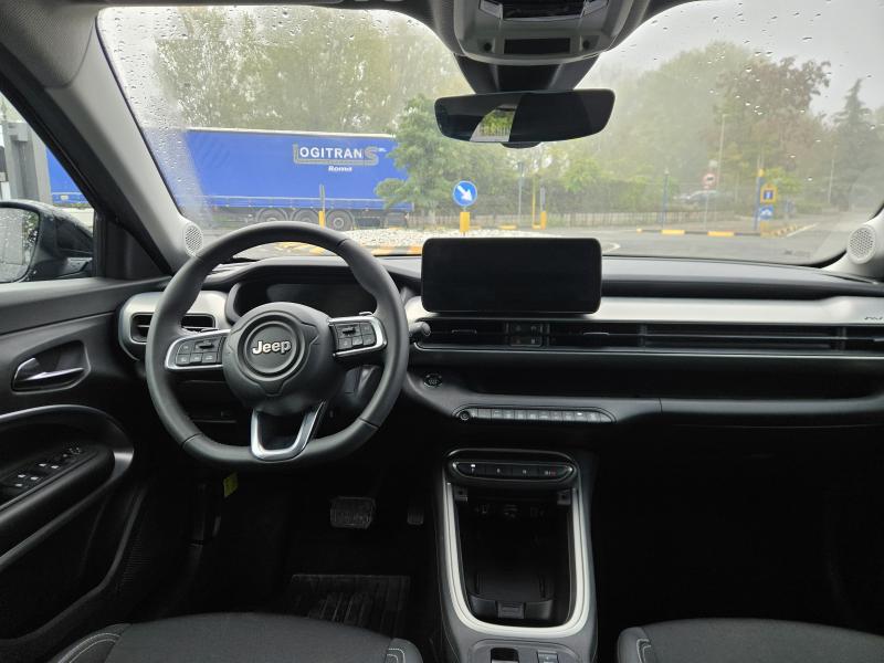 Jeep Avenger 1.2 turbo e-hybrid mhev Summit fwd 110cv edct6 19