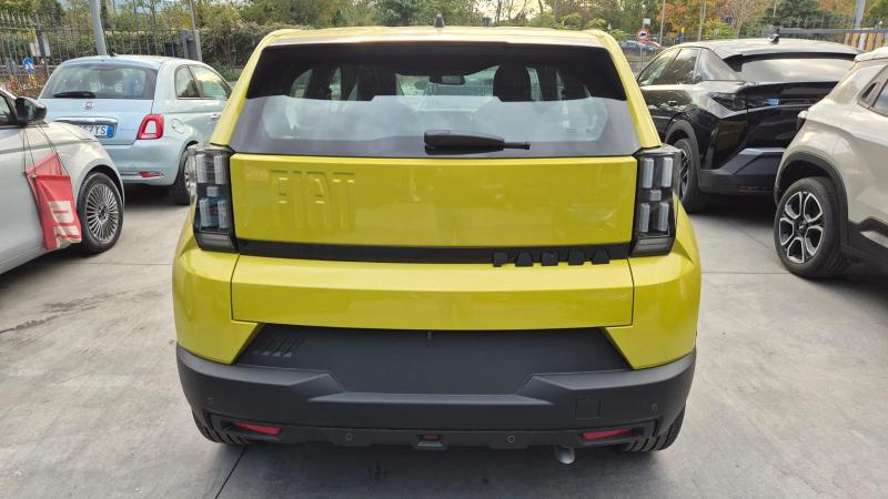 Fiat Grande Panda 1.2 Icon 100cv + Pack Tech 4