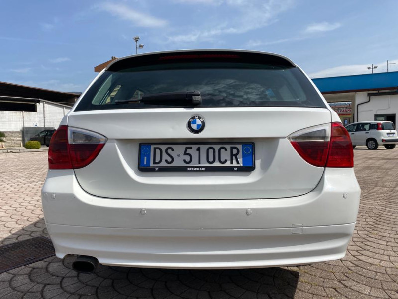 BMW 320 d Touring 177 cv Cerchi 17 - Pdc - Volante multifunzione 5