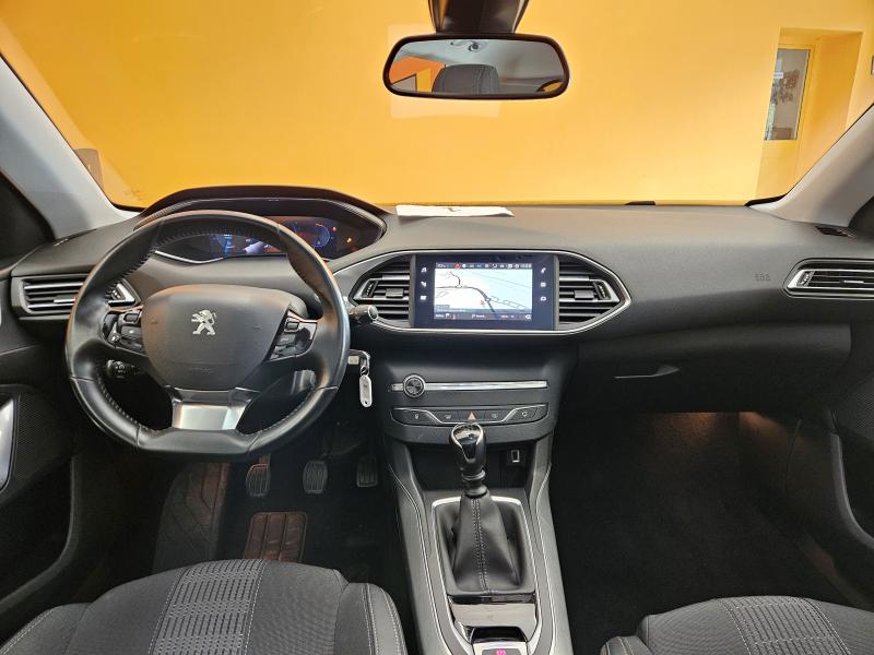 Peugeot 308 5p 1.2 puretech t Allure 4