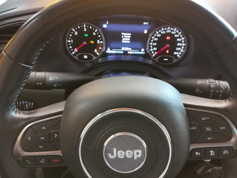 Jeep Renegade 1.6 Limited  7